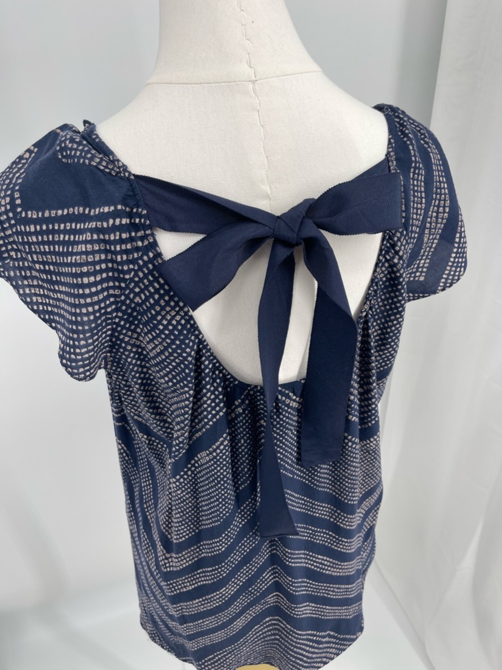 GAP Navy Printed L Blouse Bow Back Detail Ethereal Boho Chic Effortless Romantic